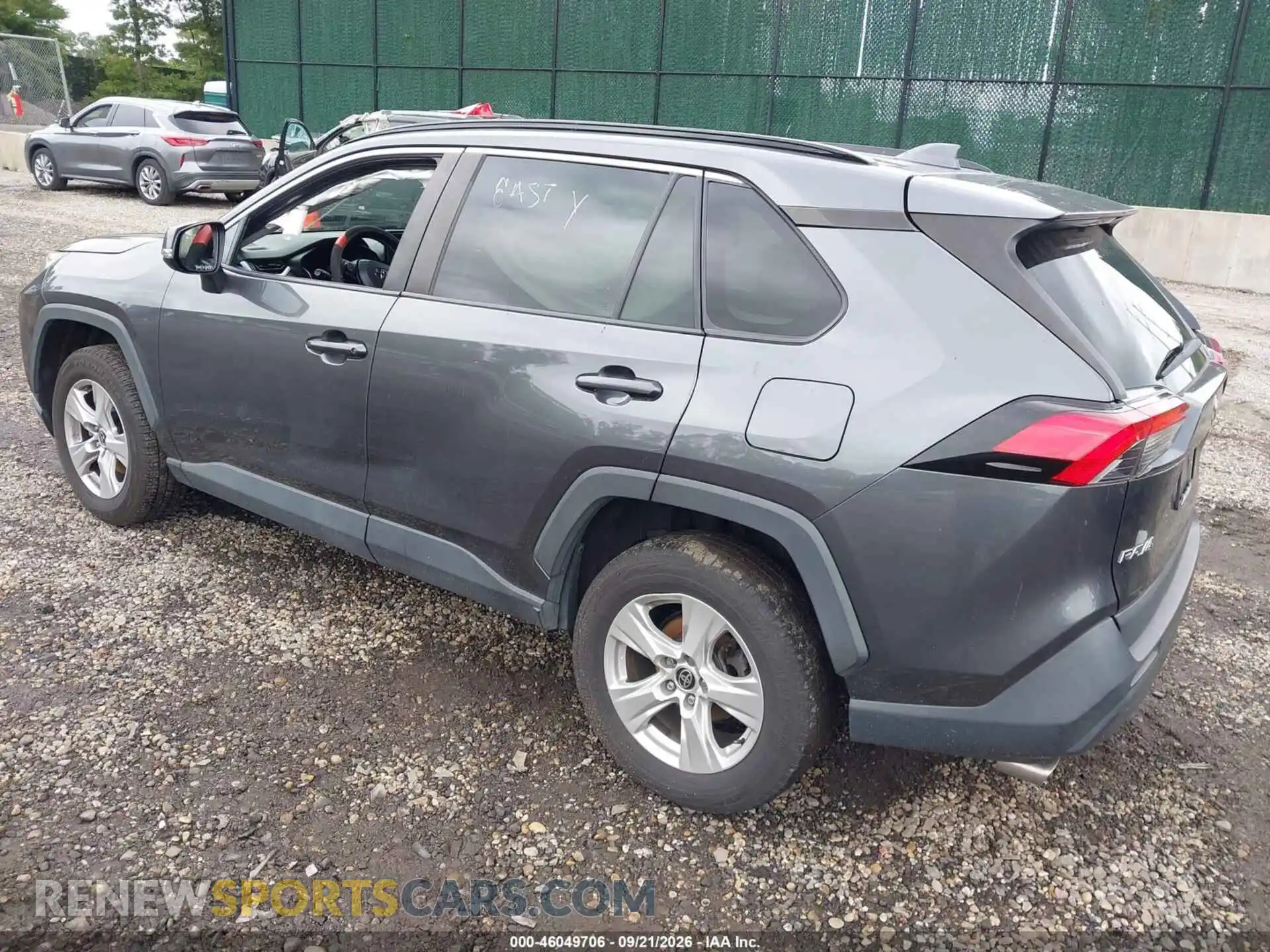 3 Photograph of a damaged car 2T3P1RFV2MC189692 TOYOTA RAV4 2021