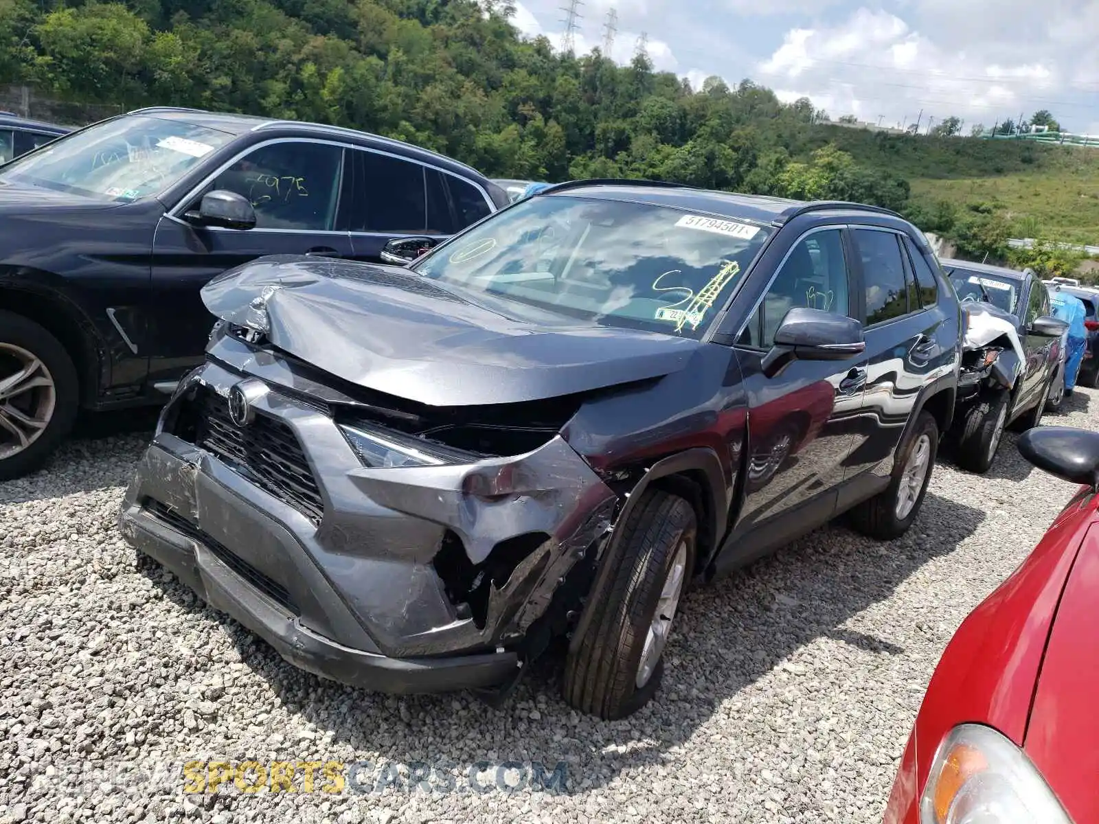2 fotografías del automóvil dañado 2T3P1RFV2MC202196 TOYOTA RAV4 2021