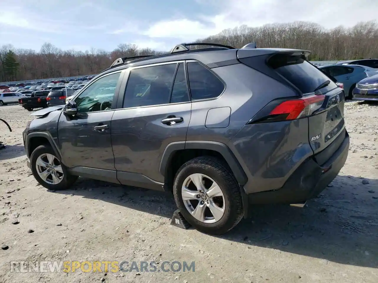 2 Photograph of a damaged car 2T3P1RFV2MC246098 TOYOTA RAV4 2021
