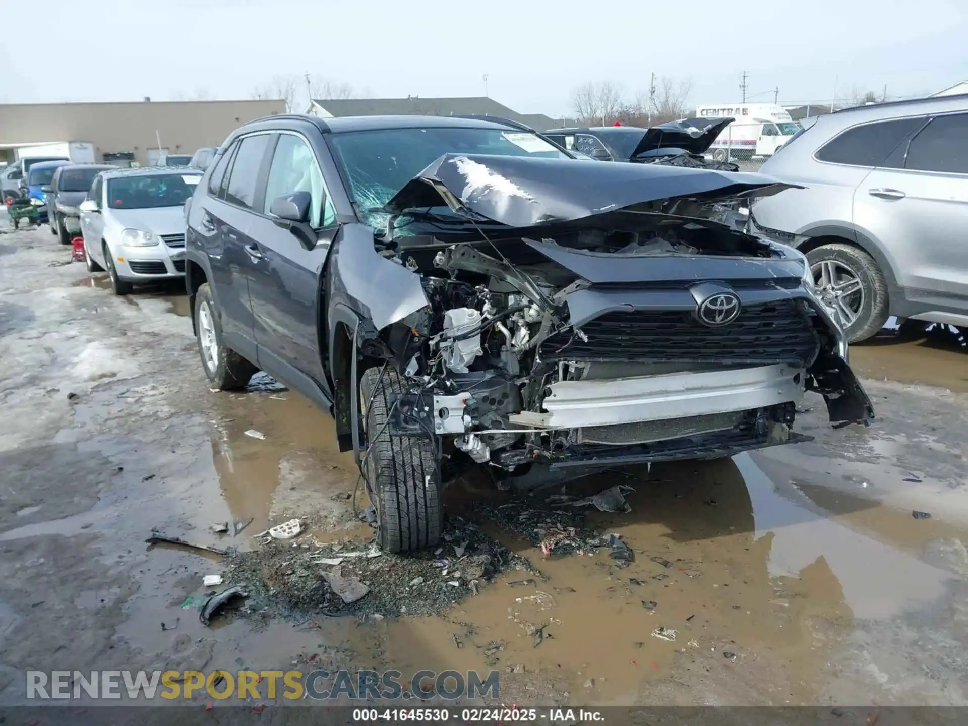 1 Photograph of a damaged car 2T3P1RFV2MC246635 TOYOTA RAV4 2021
