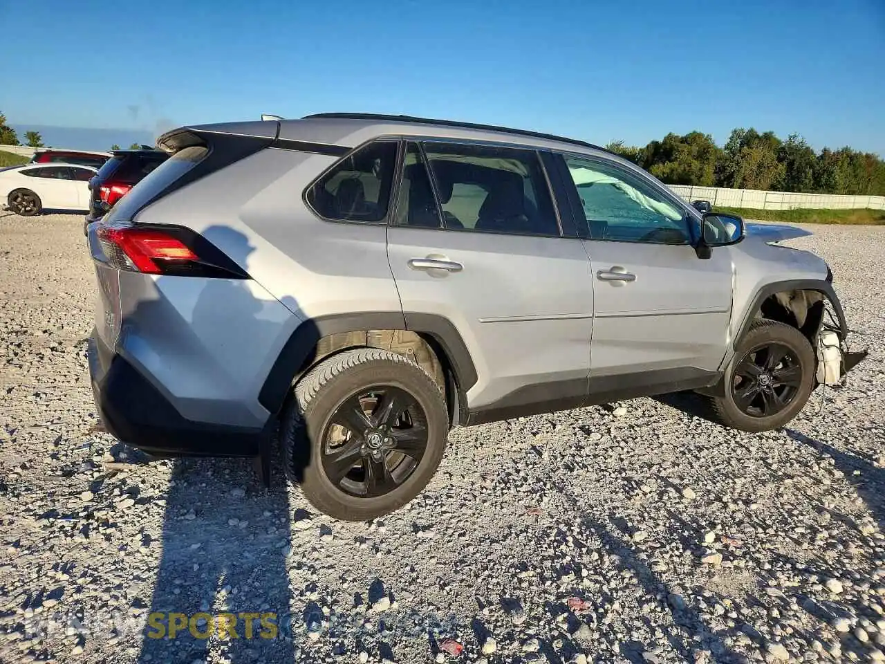 3 Photograph of a damaged car 2T3P1RFV2MW149918 TOYOTA RAV4 2021