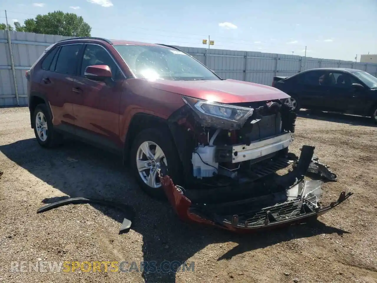 1 Photograph of a damaged car 2T3P1RFV2MW151457 TOYOTA RAV4 2021