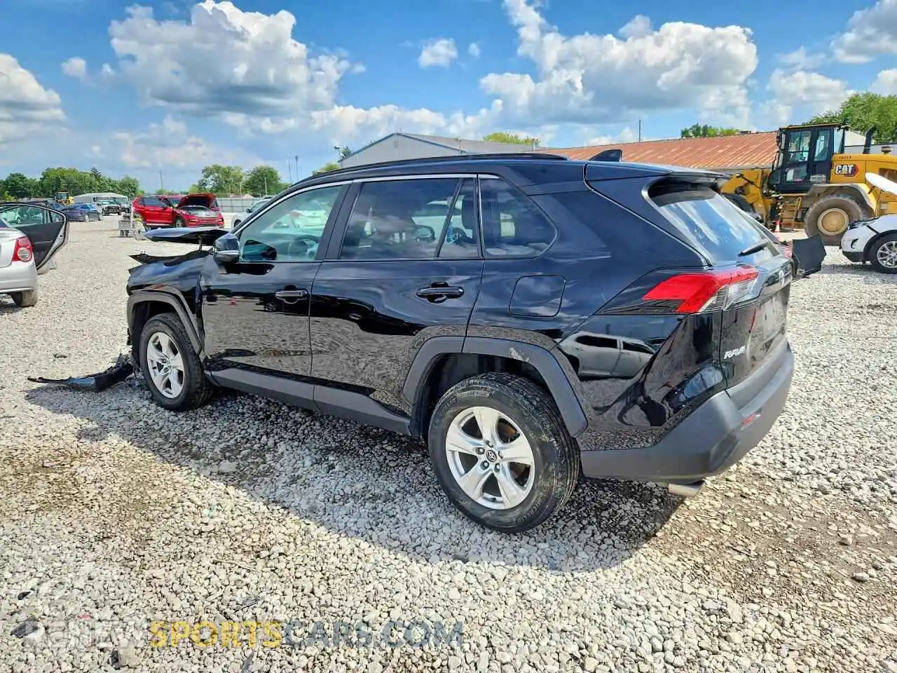 2 fotografías del automóvil dañado 2T3P1RFV2MW151703 TOYOTA RAV4 2021