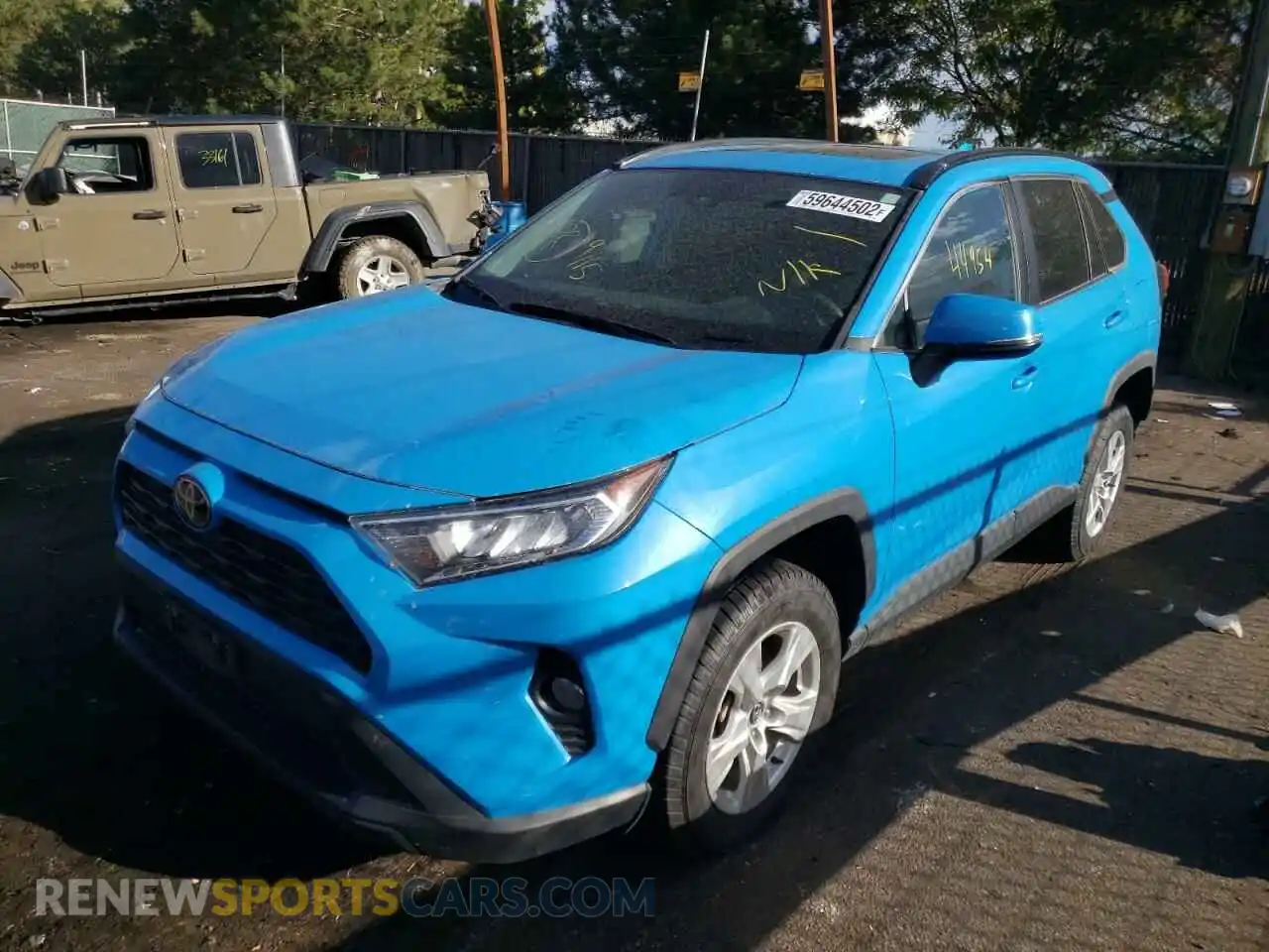 2 Photograph of a damaged car 2T3P1RFV2MW162930 TOYOTA RAV4 2021