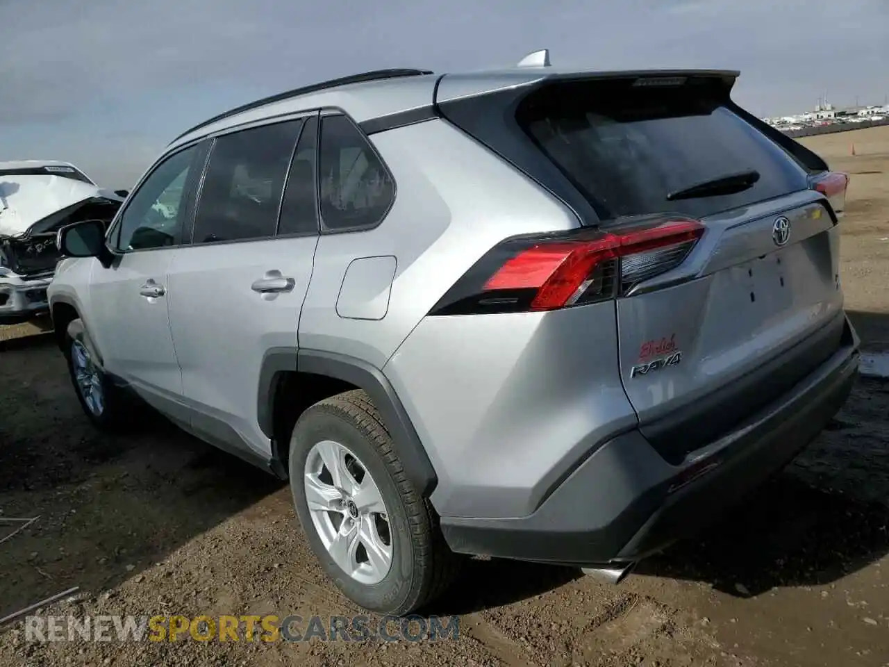 2 Photograph of a damaged car 2T3P1RFV2MW169974 TOYOTA RAV4 2021