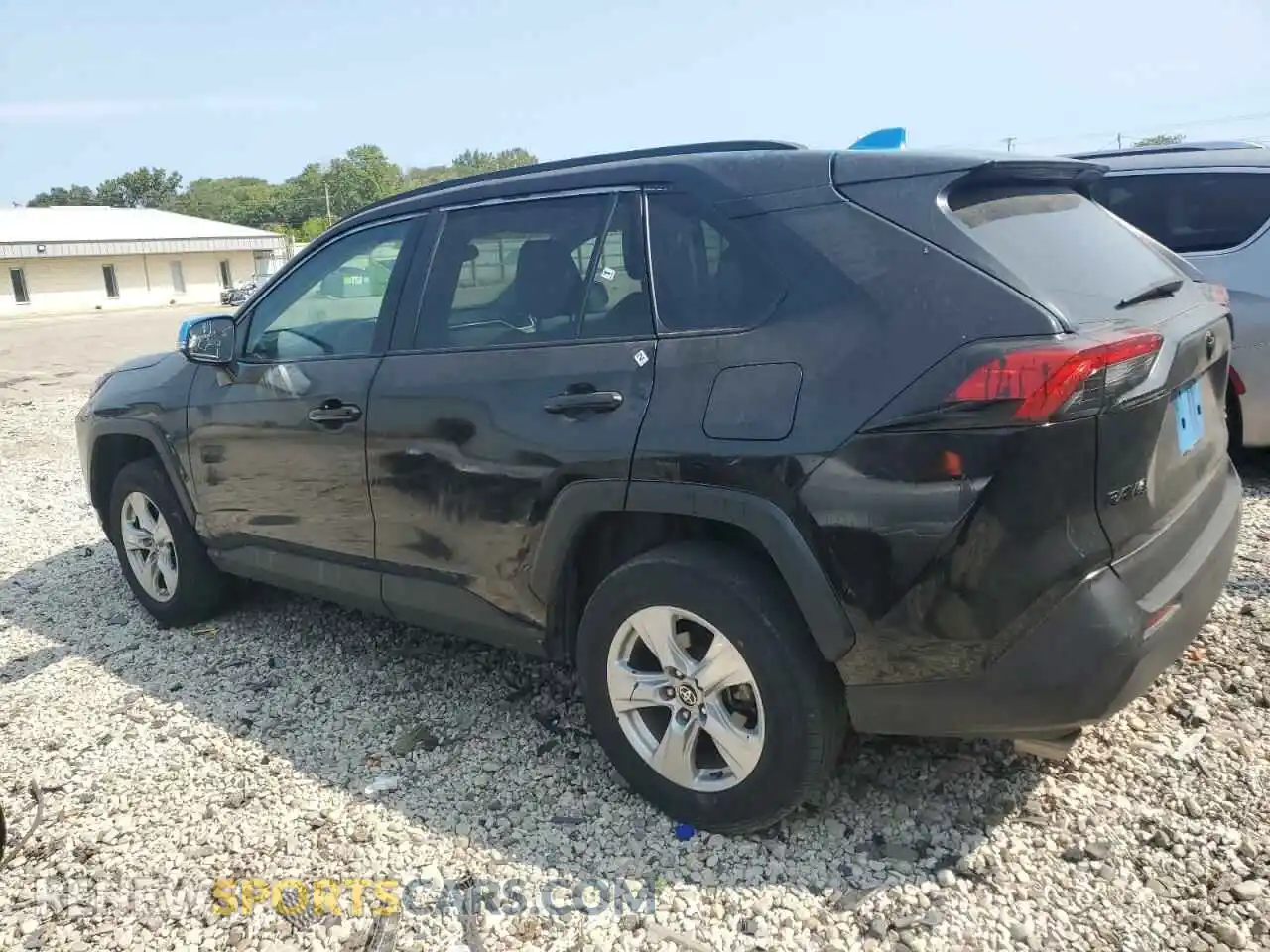 2 Photograph of a damaged car 2T3P1RFV2MW206067 TOYOTA RAV4 2021