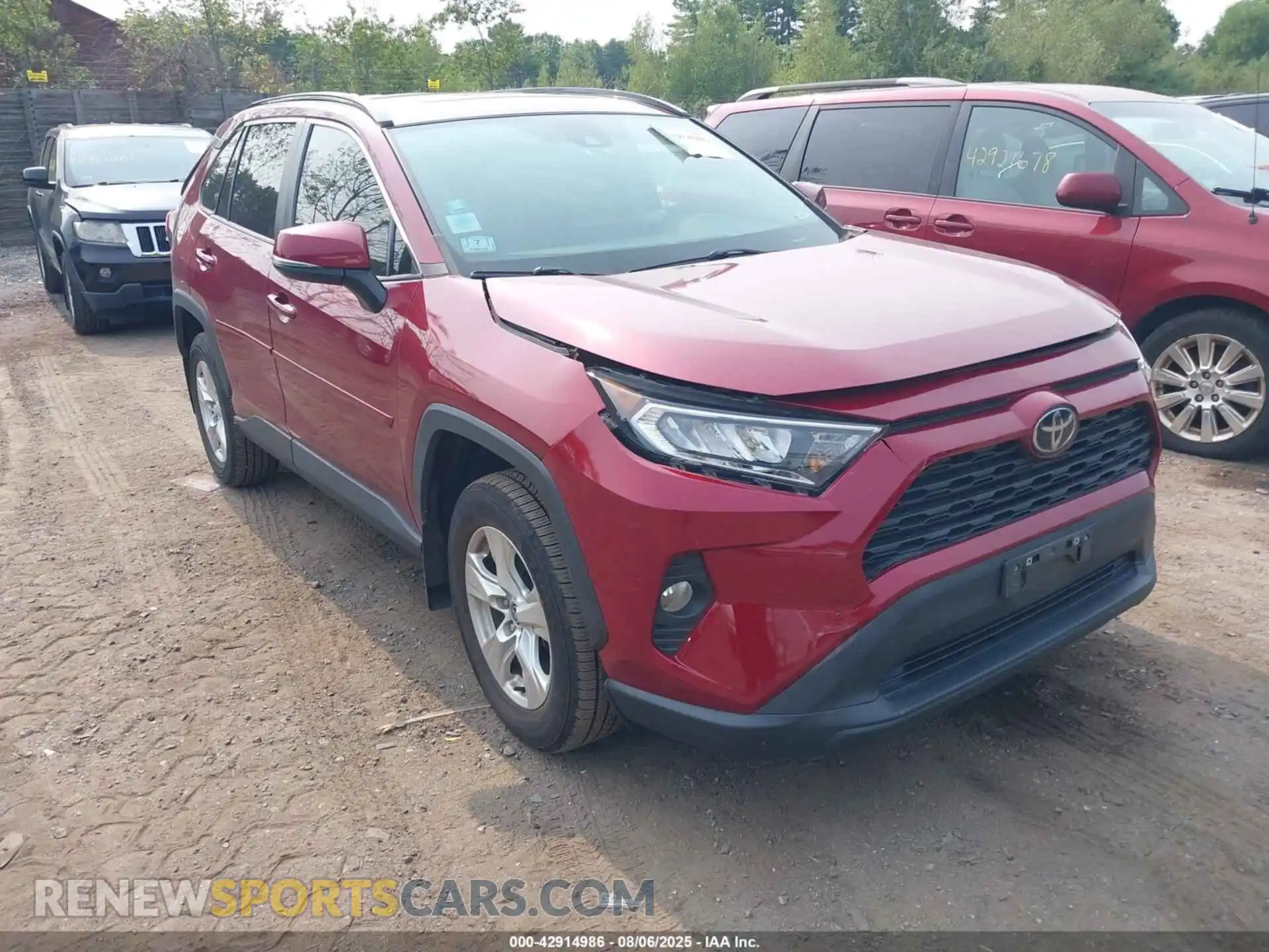 1 Photograph of a damaged car 2T3P1RFV2MW212807 TOYOTA RAV4 2021