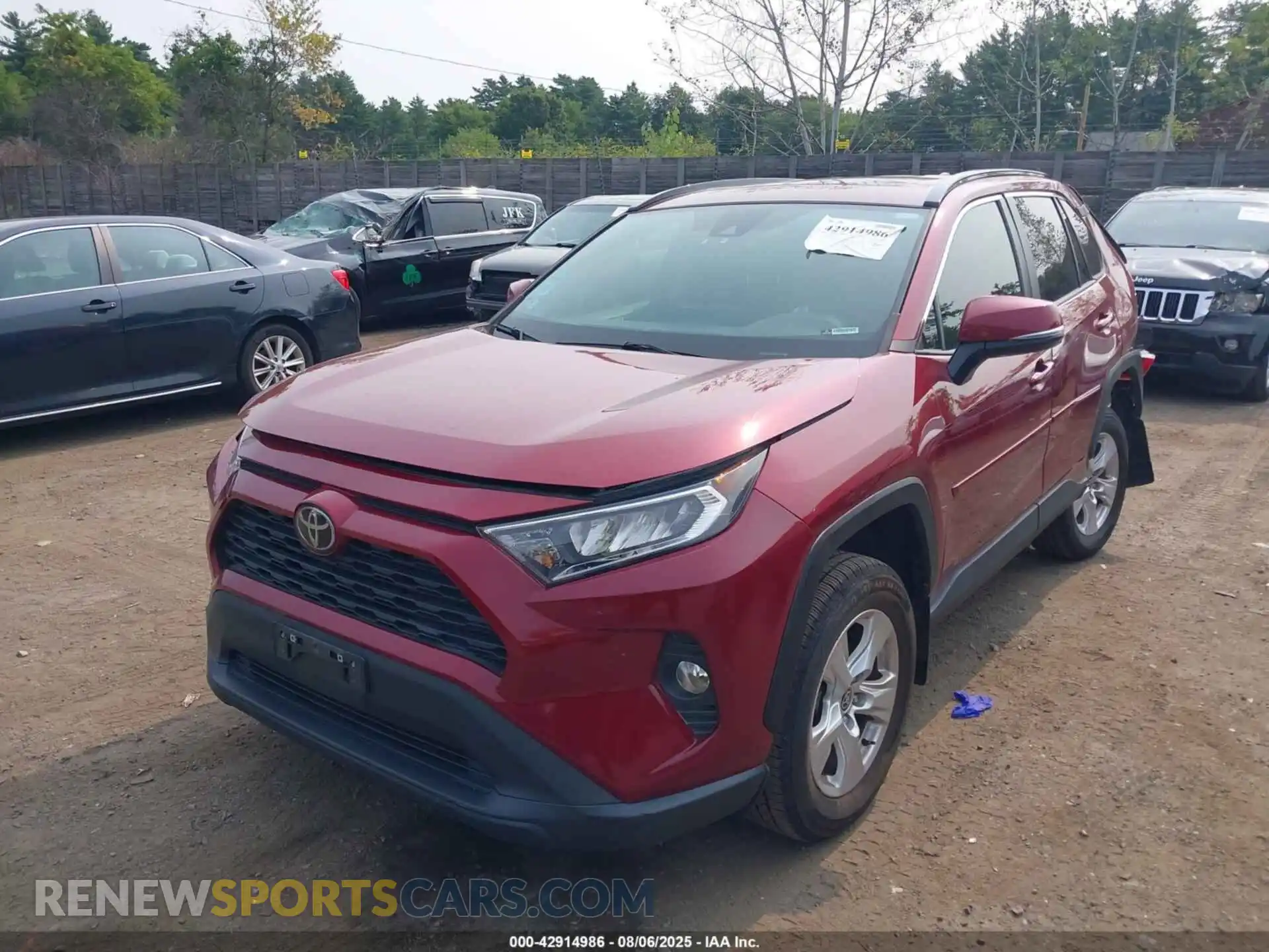 2 Photograph of a damaged car 2T3P1RFV2MW212807 TOYOTA RAV4 2021