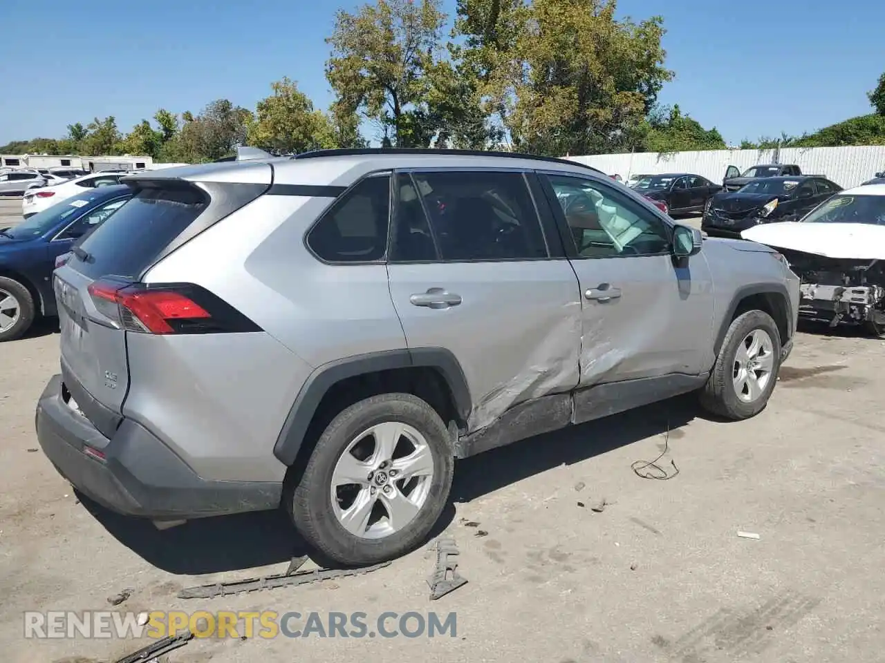3 Photograph of a damaged car 2T3P1RFV2MW222737 TOYOTA RAV4 2021
