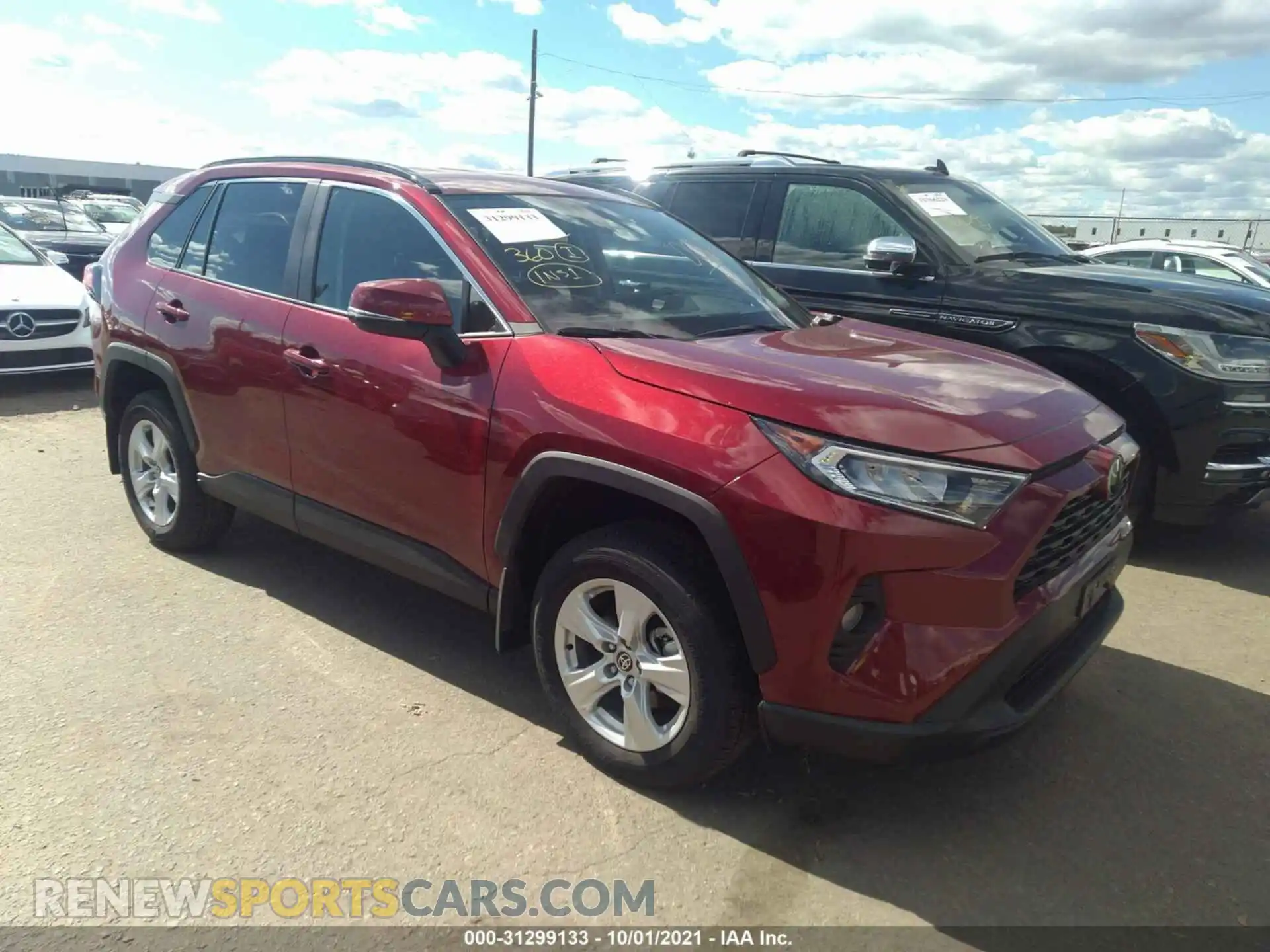 1 Photograph of a damaged car 2T3P1RFV2MW224892 TOYOTA RAV4 2021