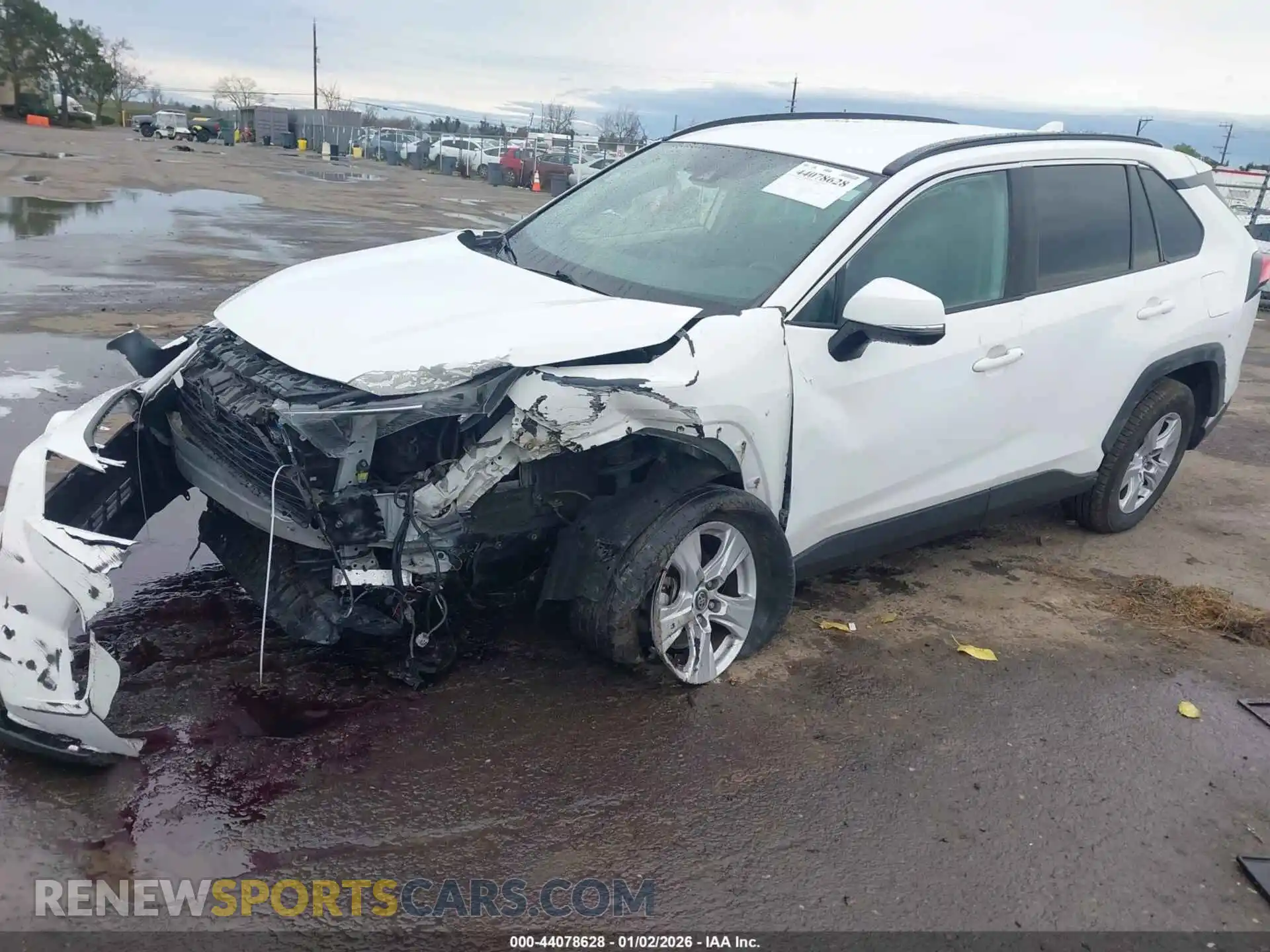 2 Photograph of a damaged car 2T3P1RFV3MC152358 TOYOTA RAV4 2021