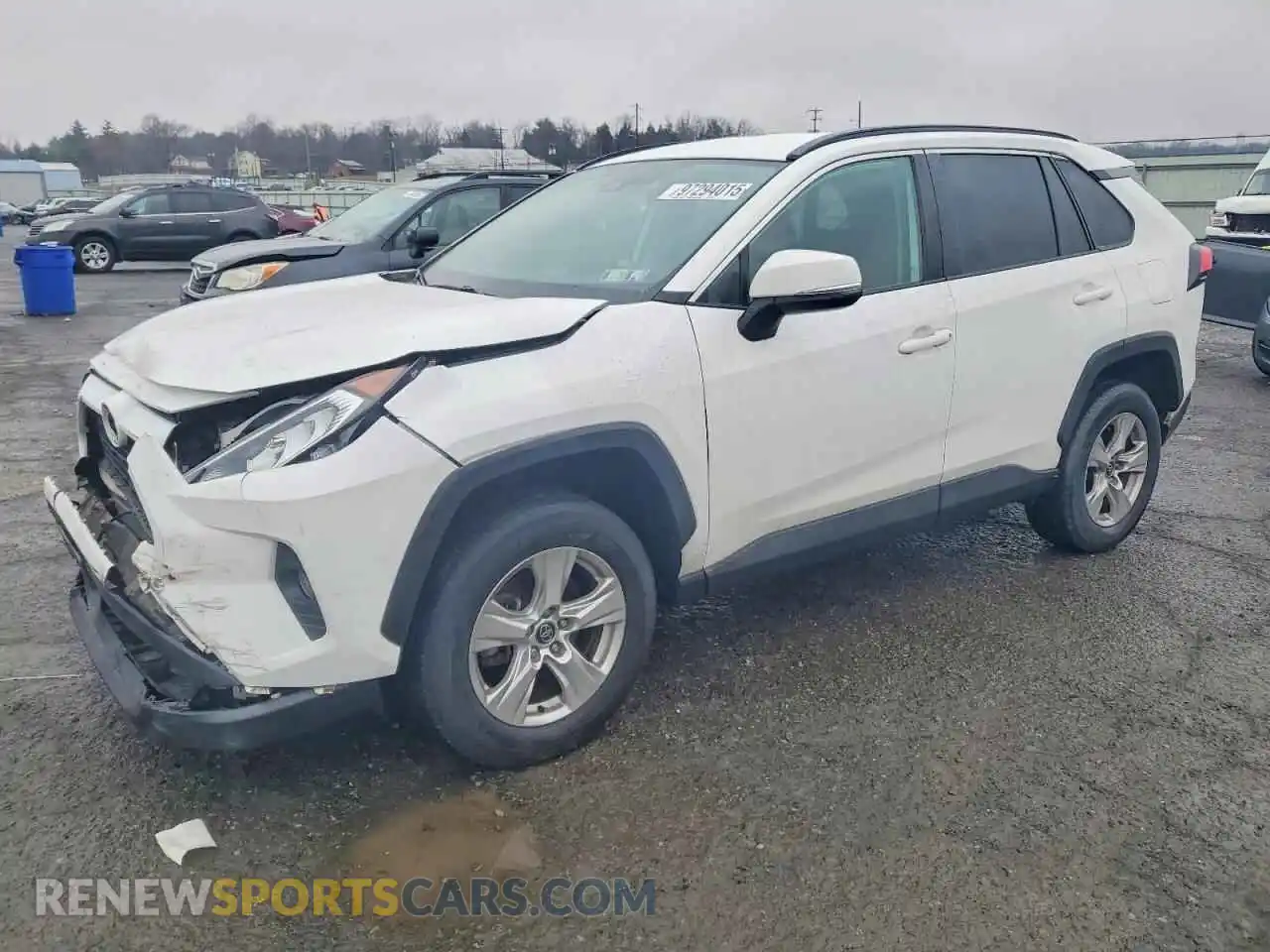 1 Photograph of a damaged car 2T3P1RFV3MC152554 TOYOTA RAV4 2021