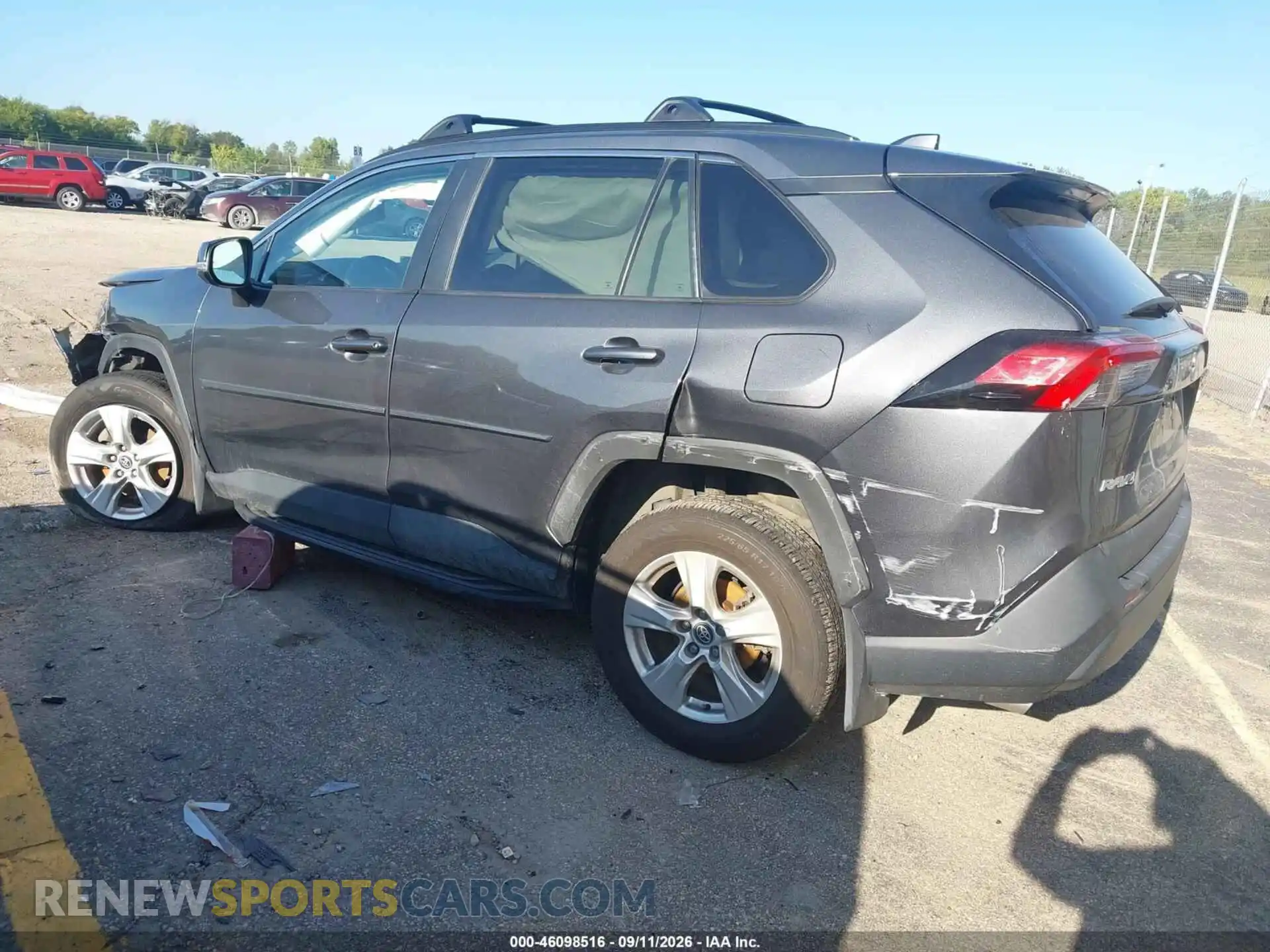 3 Photograph of a damaged car 2T3P1RFV3MC157950 TOYOTA RAV4 2021