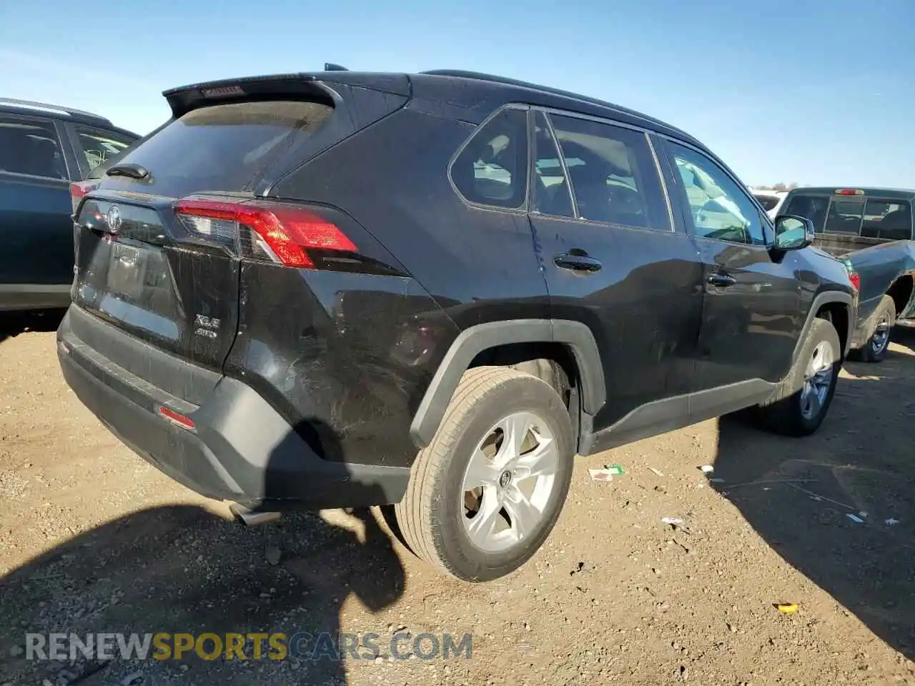 3 Photograph of a damaged car 2T3P1RFV3MC164171 TOYOTA RAV4 2021