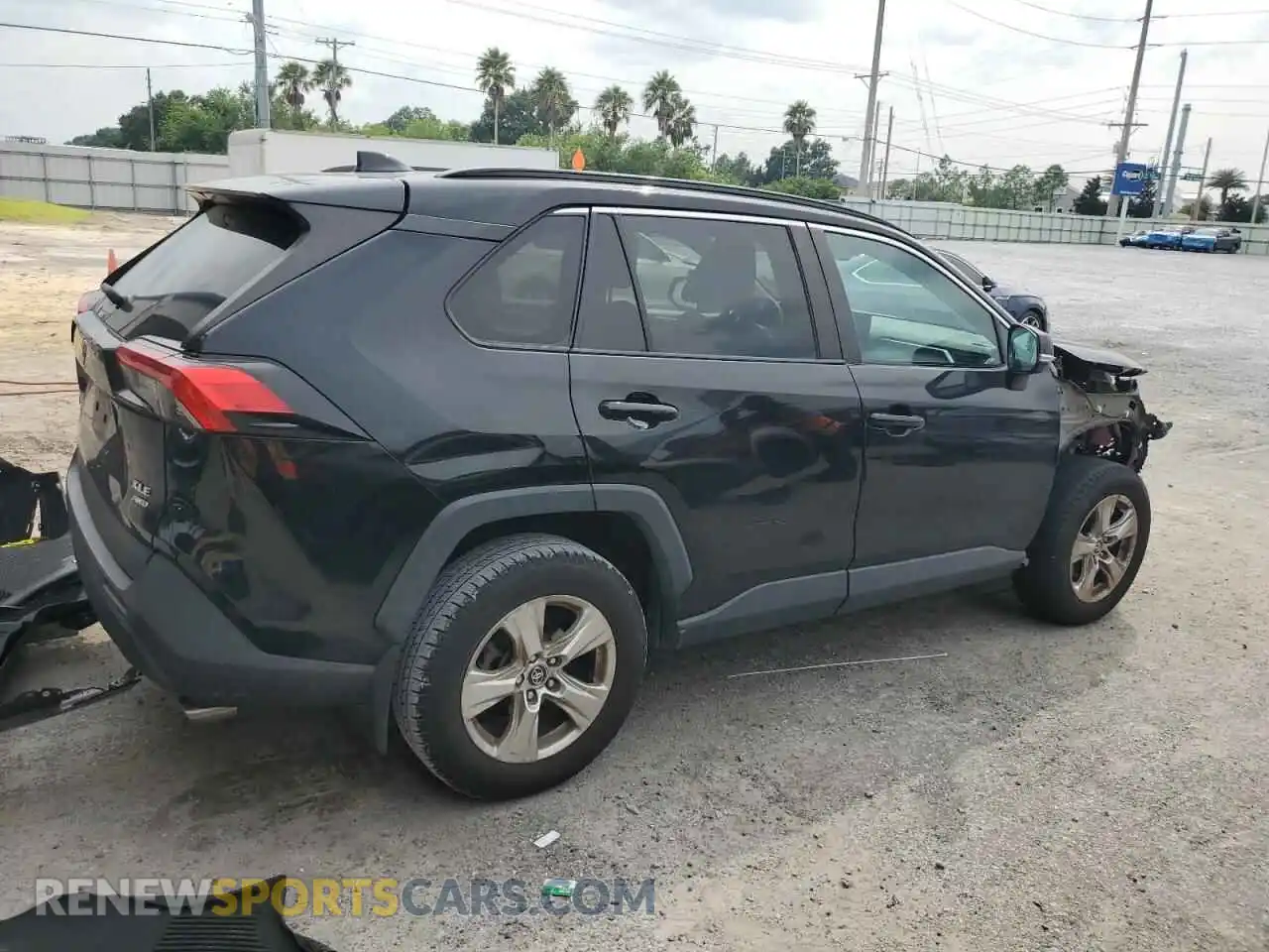 3 Photograph of a damaged car 2T3P1RFV3MC165725 TOYOTA RAV4 2021