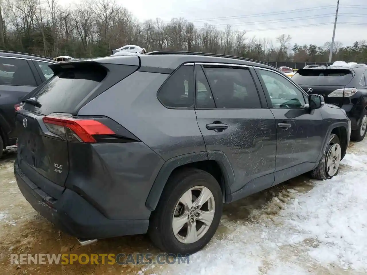 3 Photograph of a damaged car 2T3P1RFV3MC216642 TOYOTA RAV4 2021