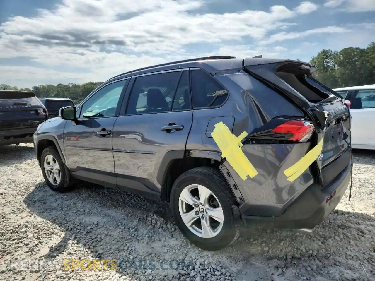 2 Photograph of a damaged car 2T3P1RFV3MC216852 TOYOTA RAV4 2021