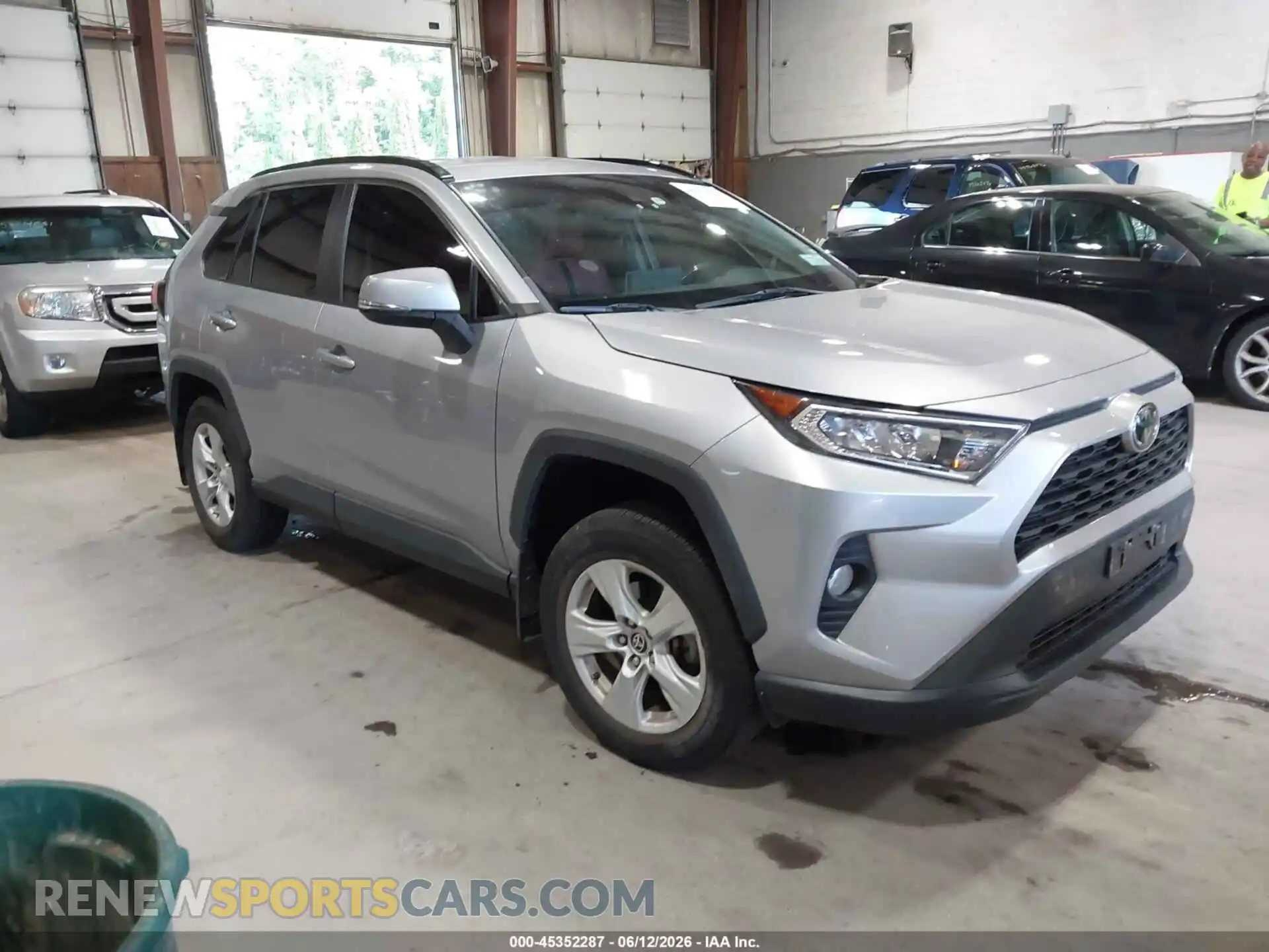 1 Photograph of a damaged car 2T3P1RFV3MC234607 TOYOTA RAV4 2021