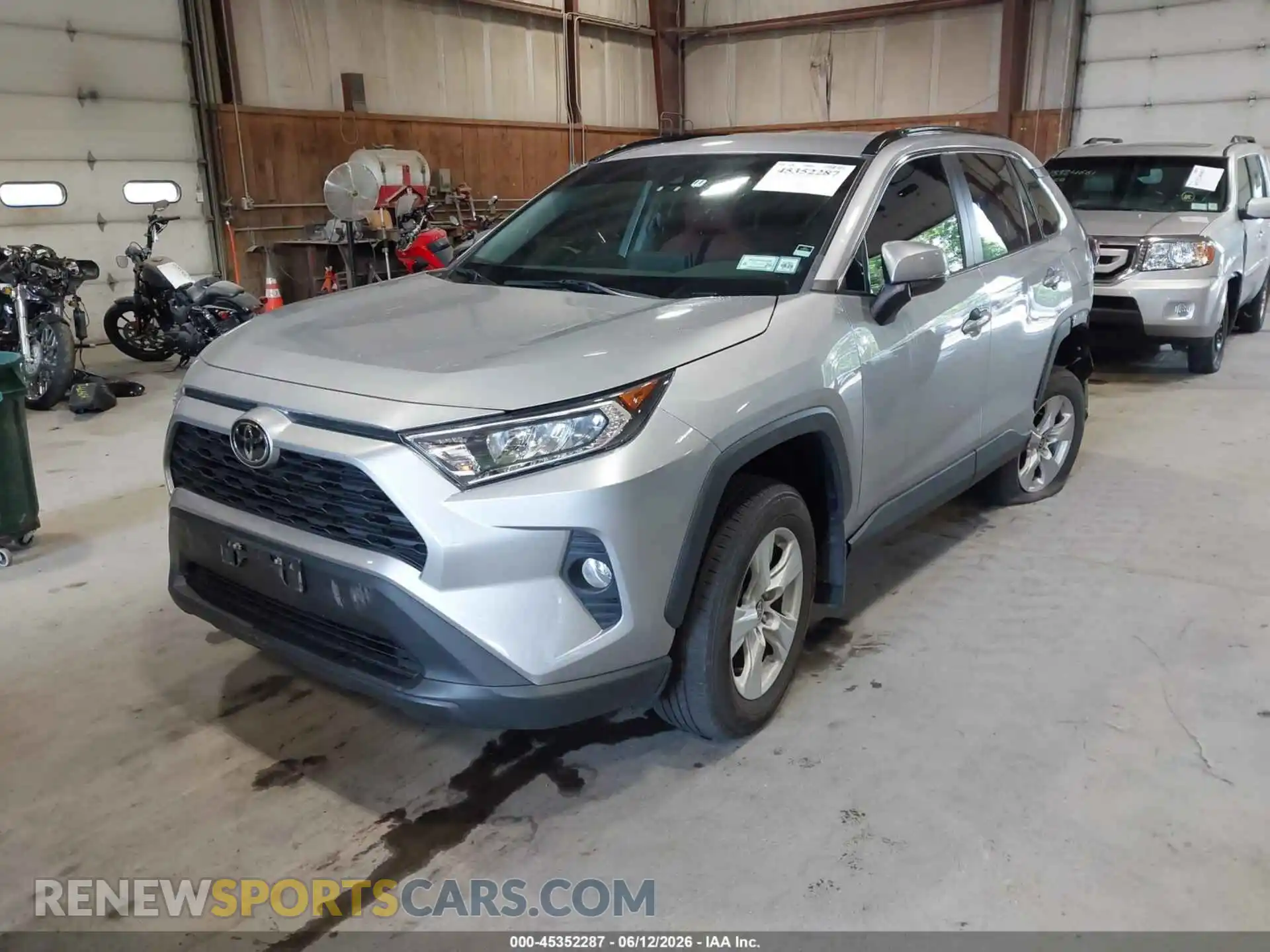 2 Photograph of a damaged car 2T3P1RFV3MC234607 TOYOTA RAV4 2021