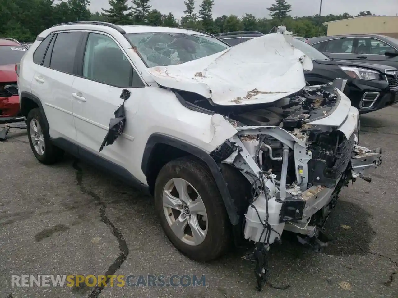 1 Photograph of a damaged car 2T3P1RFV3MW144730 TOYOTA RAV4 2021