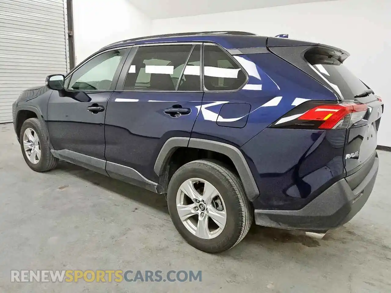 2 Фотография поврежденного автомобиля 2T3P1RFV3MW161382 TOYOTA RAV4 2021