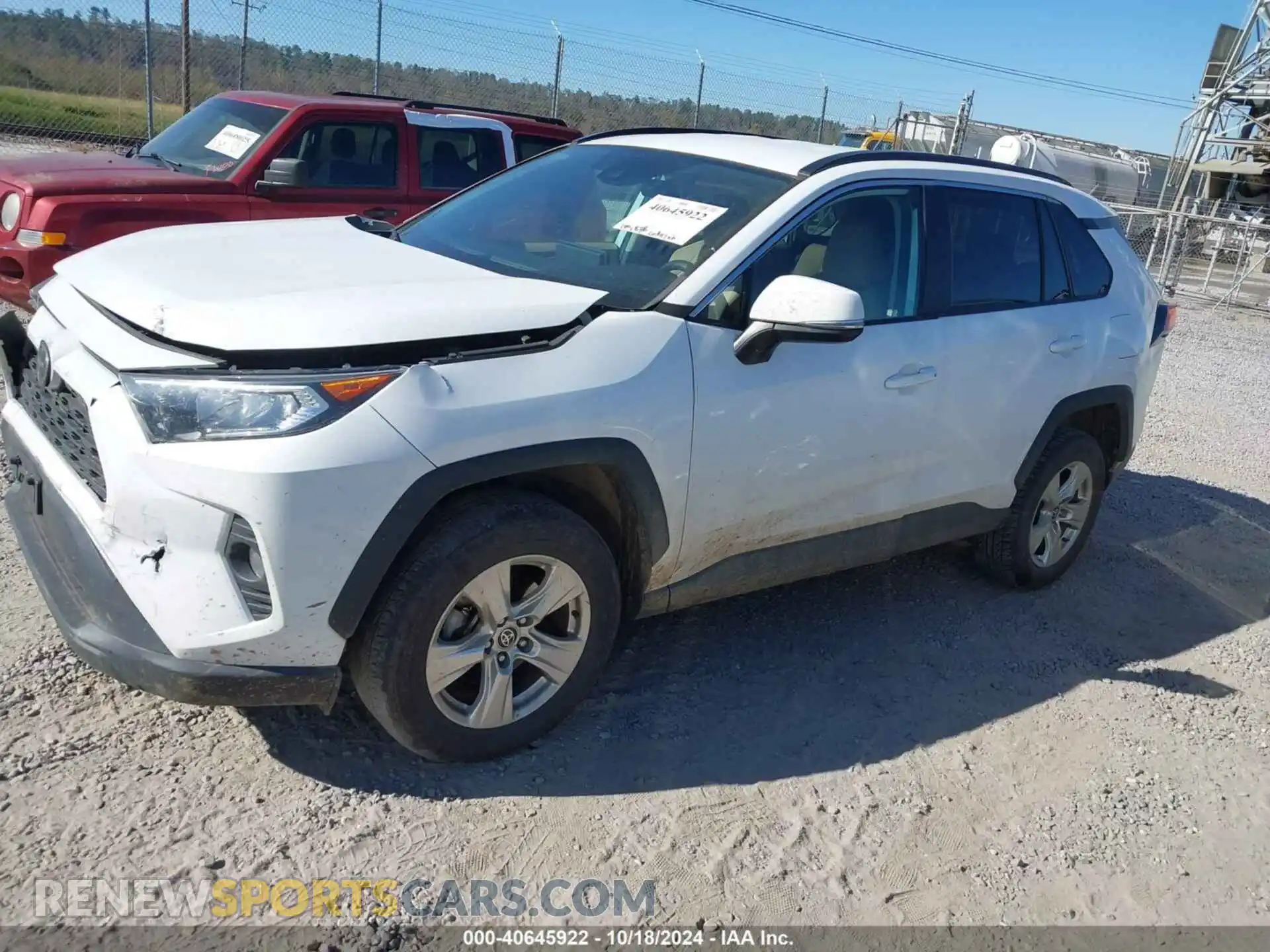 2 Photograph of a damaged car 2T3P1RFV3MW180711 TOYOTA RAV4 2021