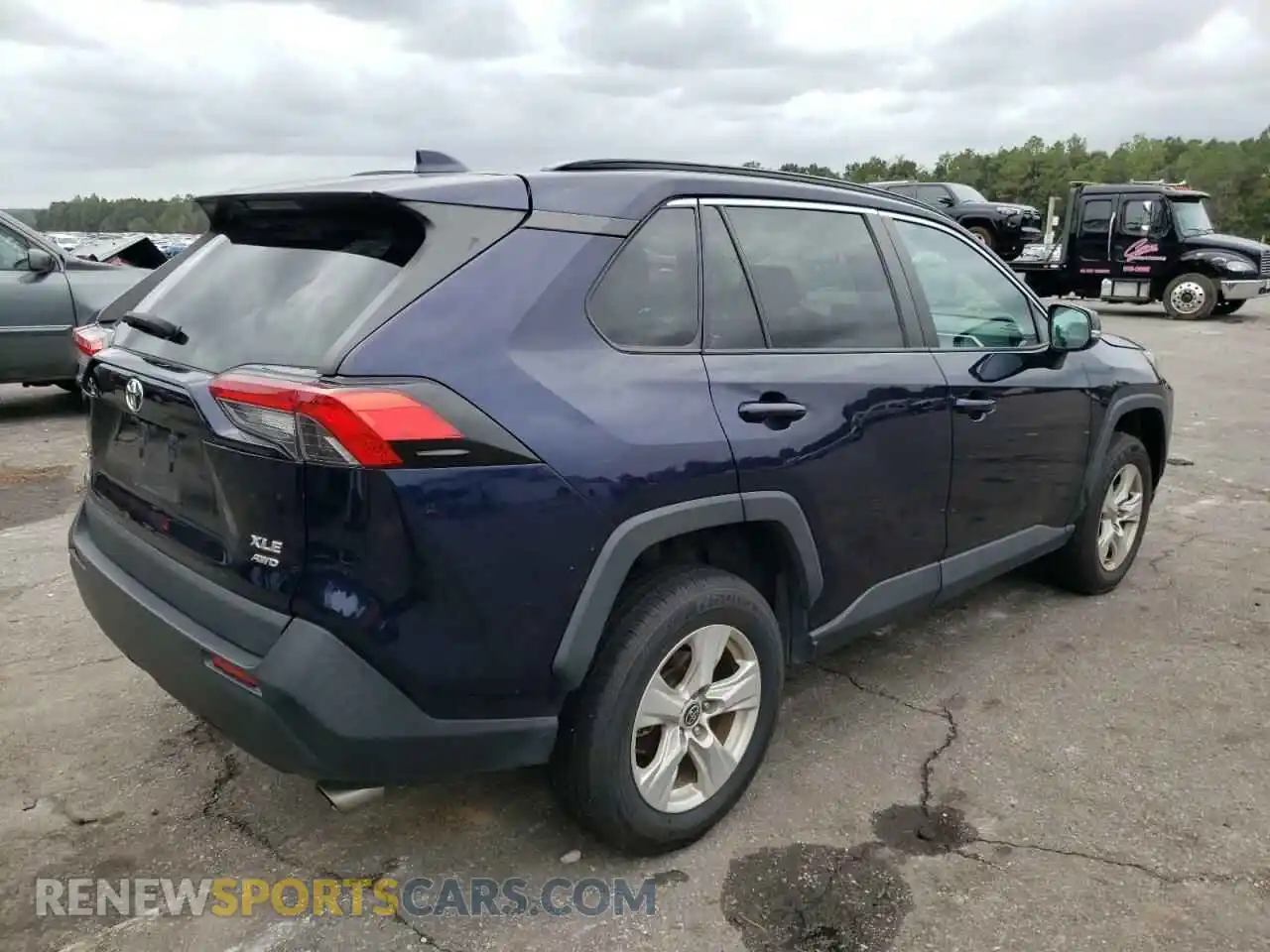 3 Photograph of a damaged car 2T3P1RFV3MW181809 TOYOTA RAV4 2021
