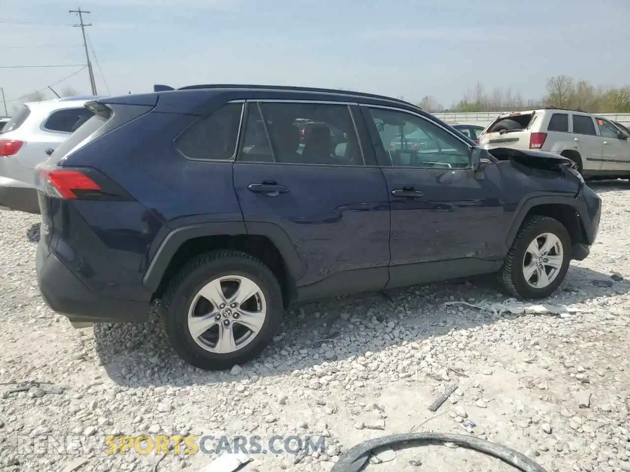 3 Photograph of a damaged car 2T3P1RFV3MW182684 TOYOTA RAV4 2021