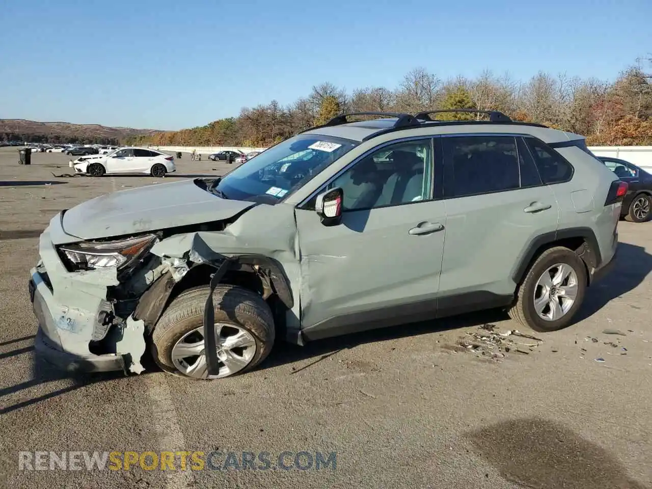 1 Photograph of a damaged car 2T3P1RFV3MW183799 TOYOTA RAV4 2021