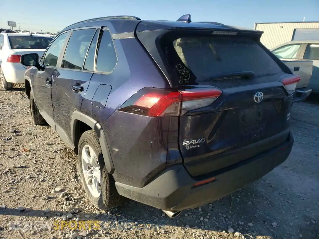 3 Photograph of a damaged car 2T3P1RFV3MW186833 TOYOTA RAV4 2021