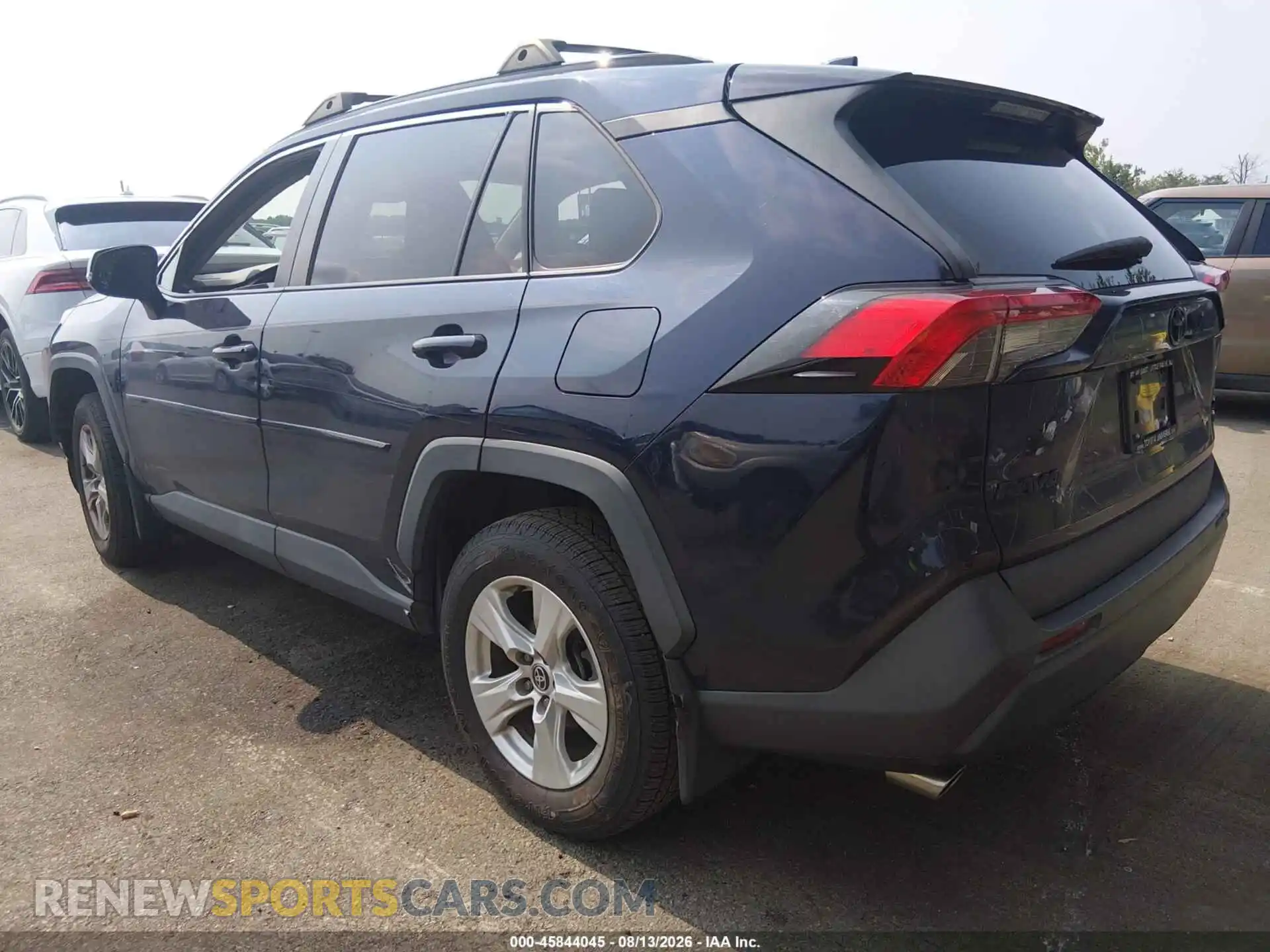 3 Photograph of a damaged car 2T3P1RFV3MW215411 TOYOTA RAV4 2021