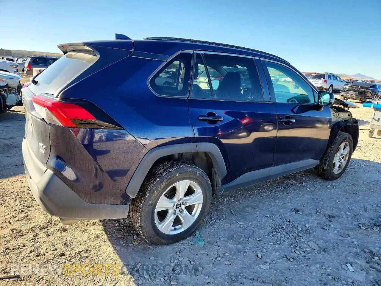 3 Photograph of a damaged car 2T3P1RFV3MW215778 TOYOTA RAV4 2021