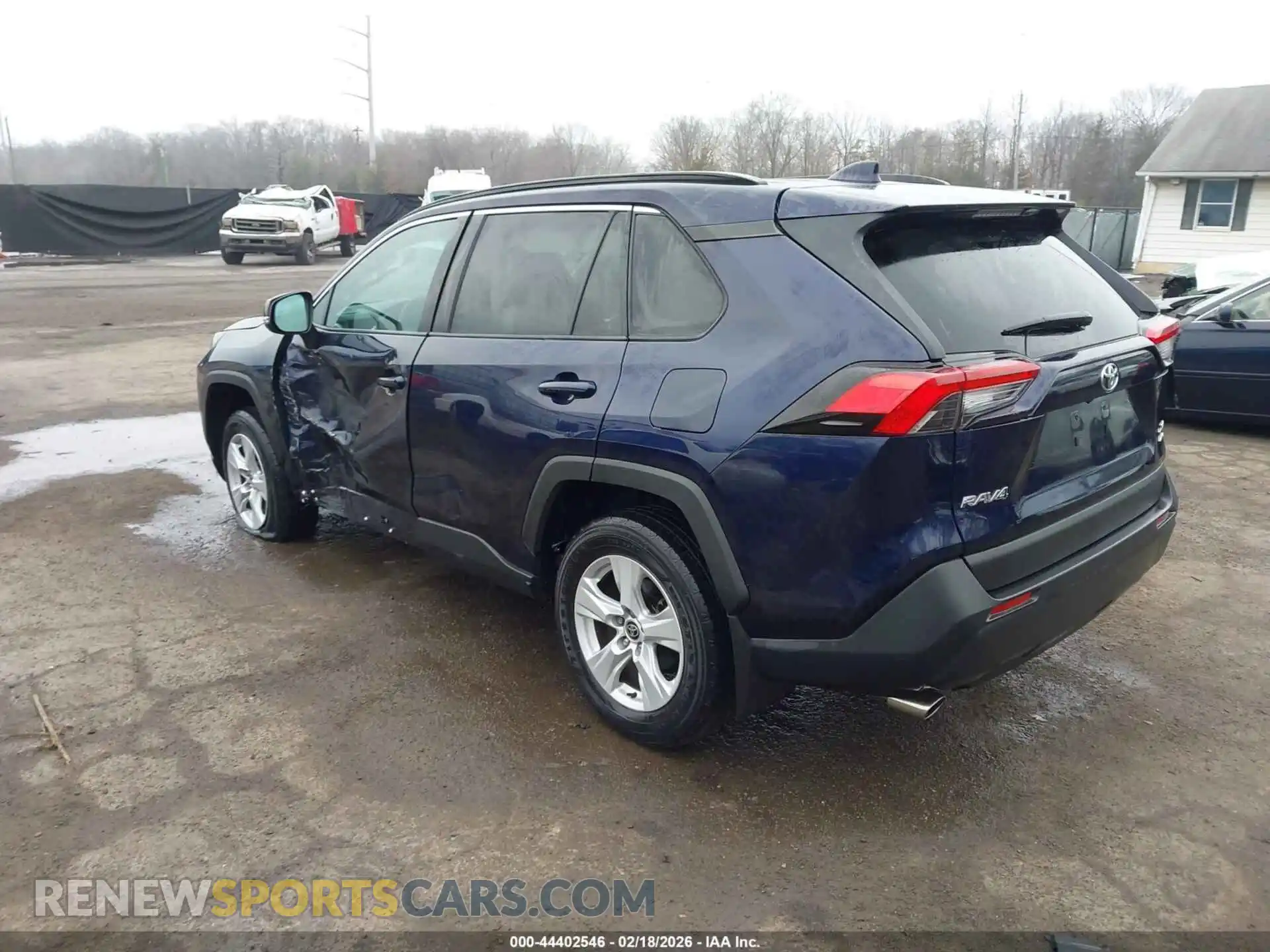 3 Photograph of a damaged car 2T3P1RFV3MW217496 TOYOTA RAV4 2021