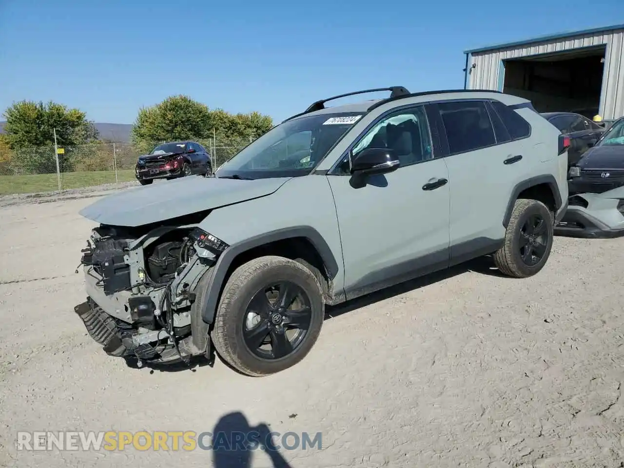 1 Photograph of a damaged car 2T3P1RFV3MW219619 TOYOTA RAV4 2021