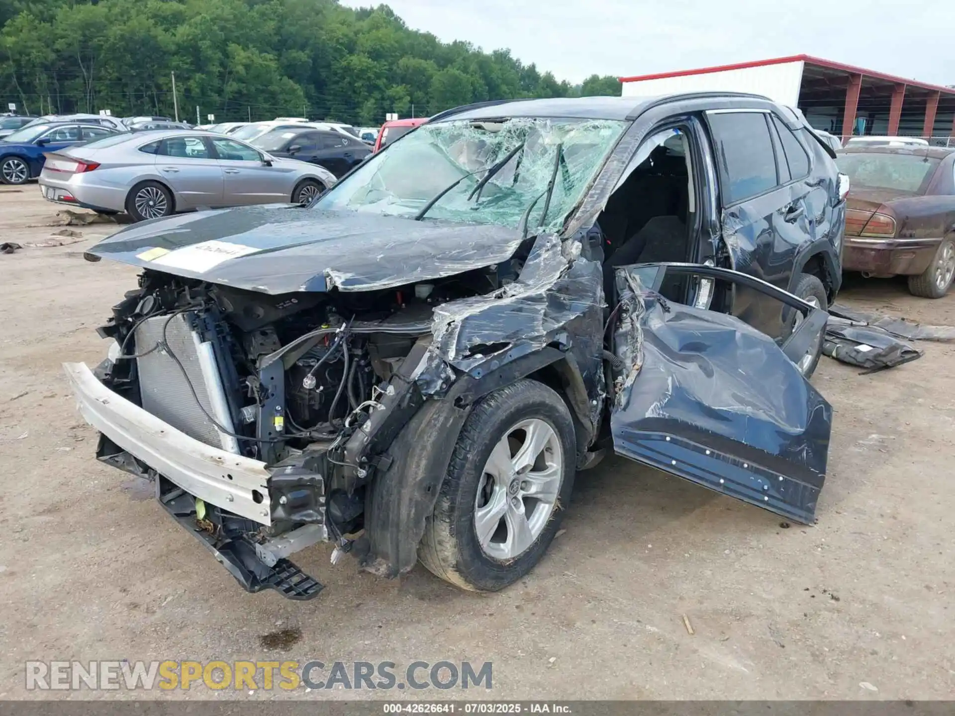 2 Photograph of a damaged car 2T3P1RFV3MW238218 TOYOTA RAV4 2021