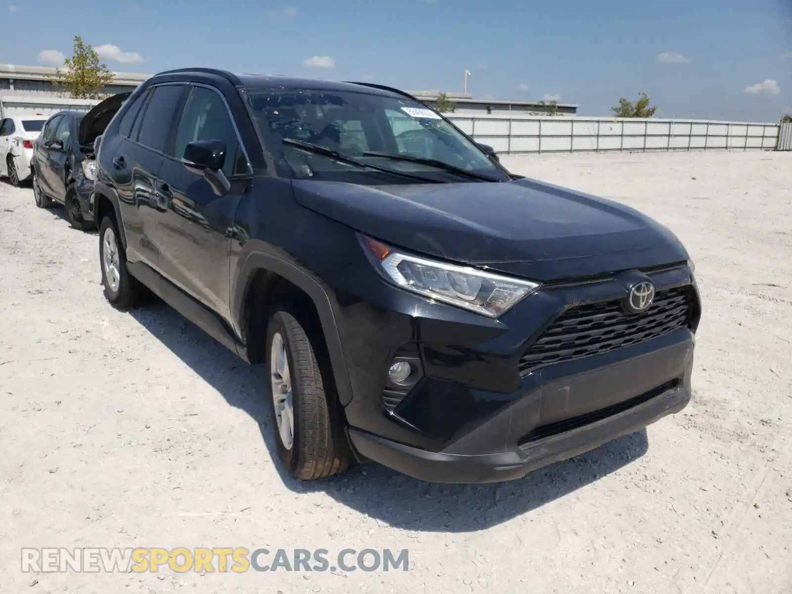 1 Photograph of a damaged car 2T3P1RFV4MC144625 TOYOTA RAV4 2021