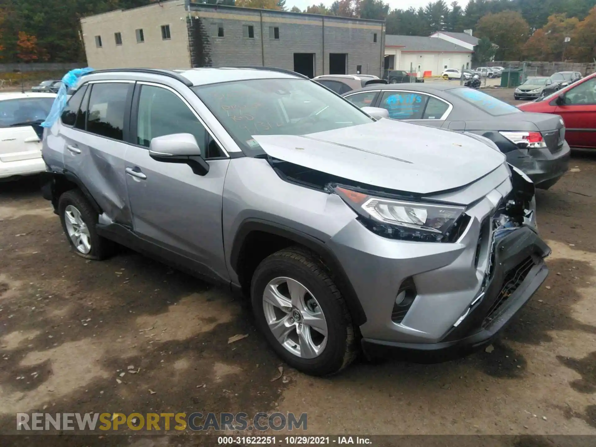 1 Photograph of a damaged car 2T3P1RFV4MC167791 TOYOTA RAV4 2021
