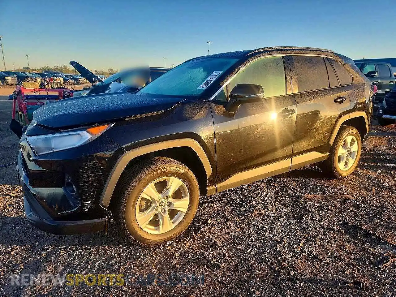 1 Photograph of a damaged car 2T3P1RFV4MC192061 TOYOTA RAV4 2021