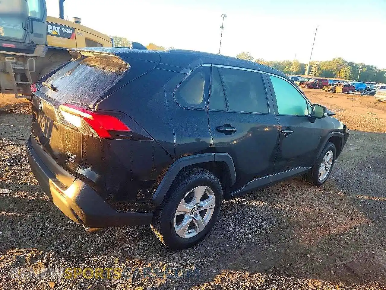 3 Photograph of a damaged car 2T3P1RFV4MC192061 TOYOTA RAV4 2021