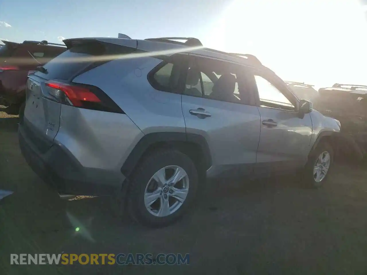 3 Photograph of a damaged car 2T3P1RFV4MC210056 TOYOTA RAV4 2021