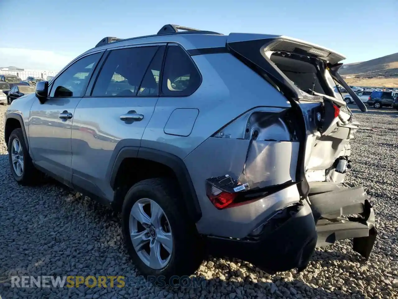 2 Photograph of a damaged car 2T3P1RFV4MC217718 TOYOTA RAV4 2021