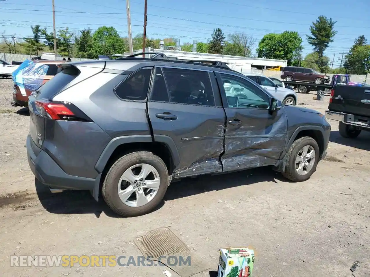 3 Photograph of a damaged car 2T3P1RFV4MC231392 TOYOTA RAV4 2021
