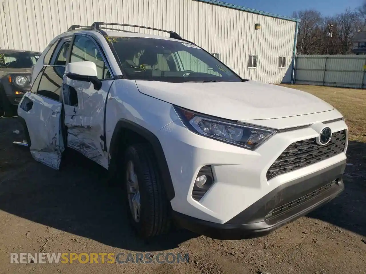 1 Photograph of a damaged car 2T3P1RFV4MC232428 TOYOTA RAV4 2021