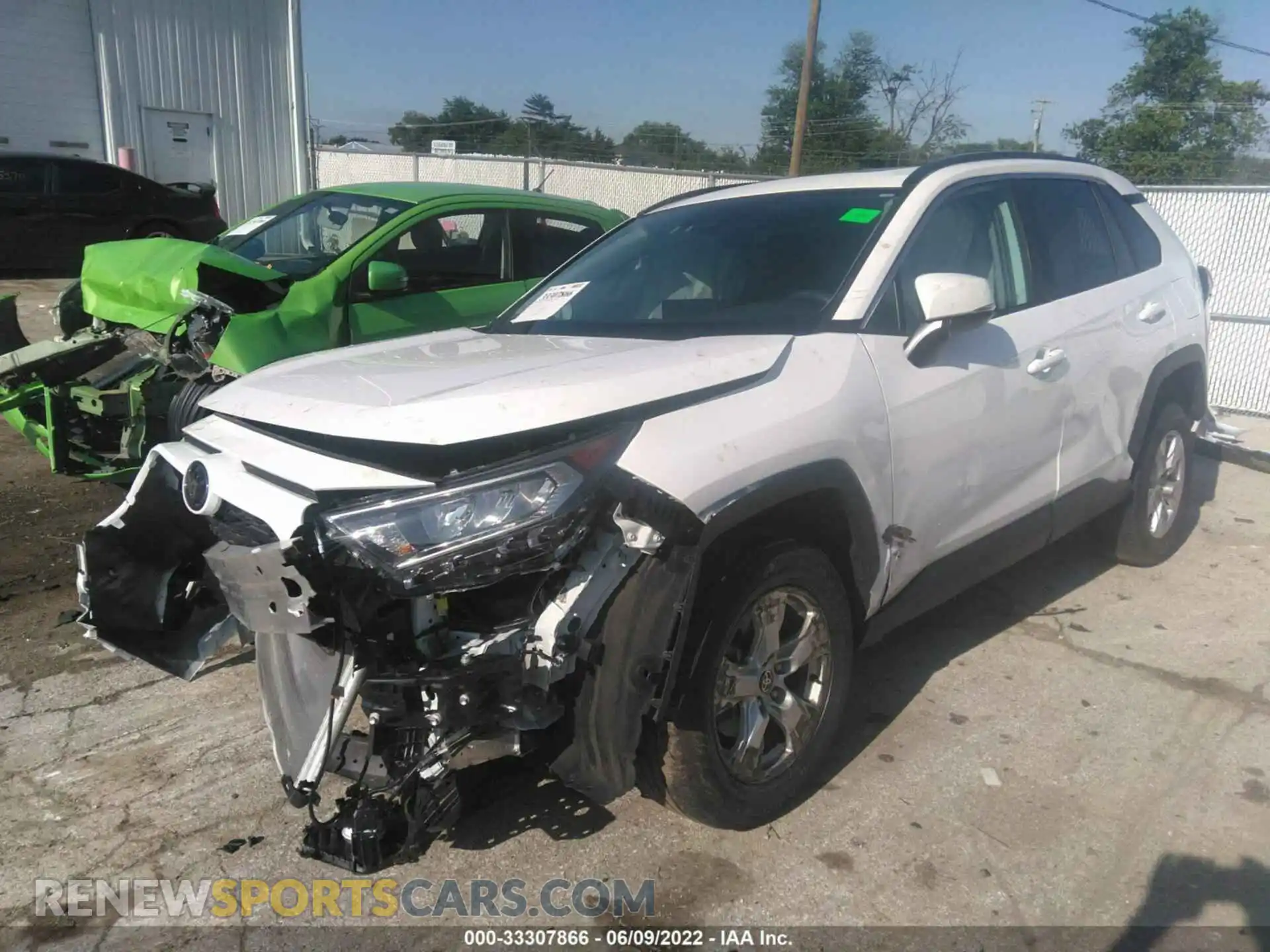 2 Фотография поврежденного автомобиля 2T3P1RFV4MC256132 TOYOTA RAV4 2021