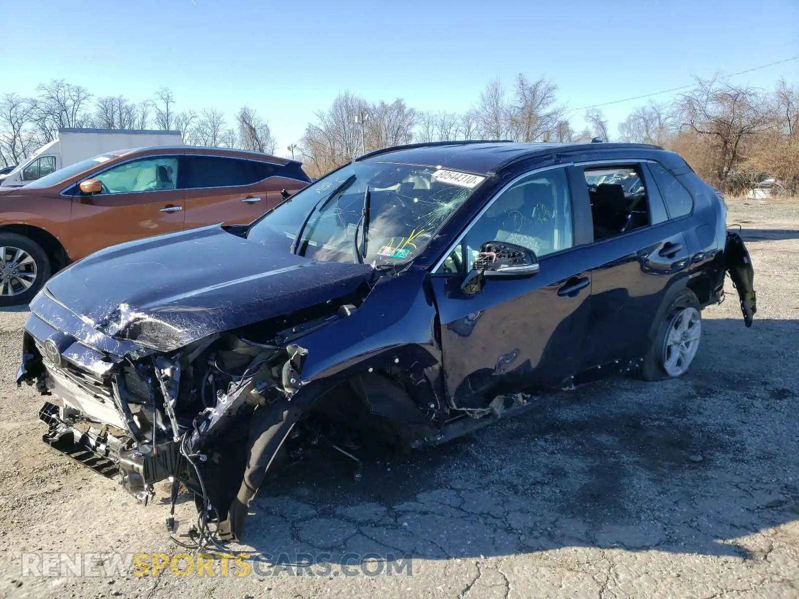 2 Photograph of a damaged car 2T3P1RFV4MW140220 TOYOTA RAV4 2021