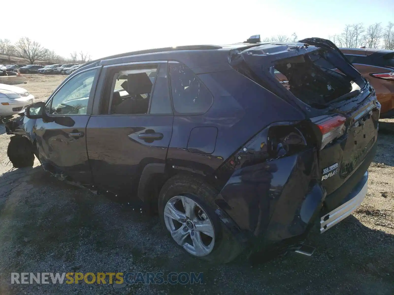 3 Photograph of a damaged car 2T3P1RFV4MW140220 TOYOTA RAV4 2021