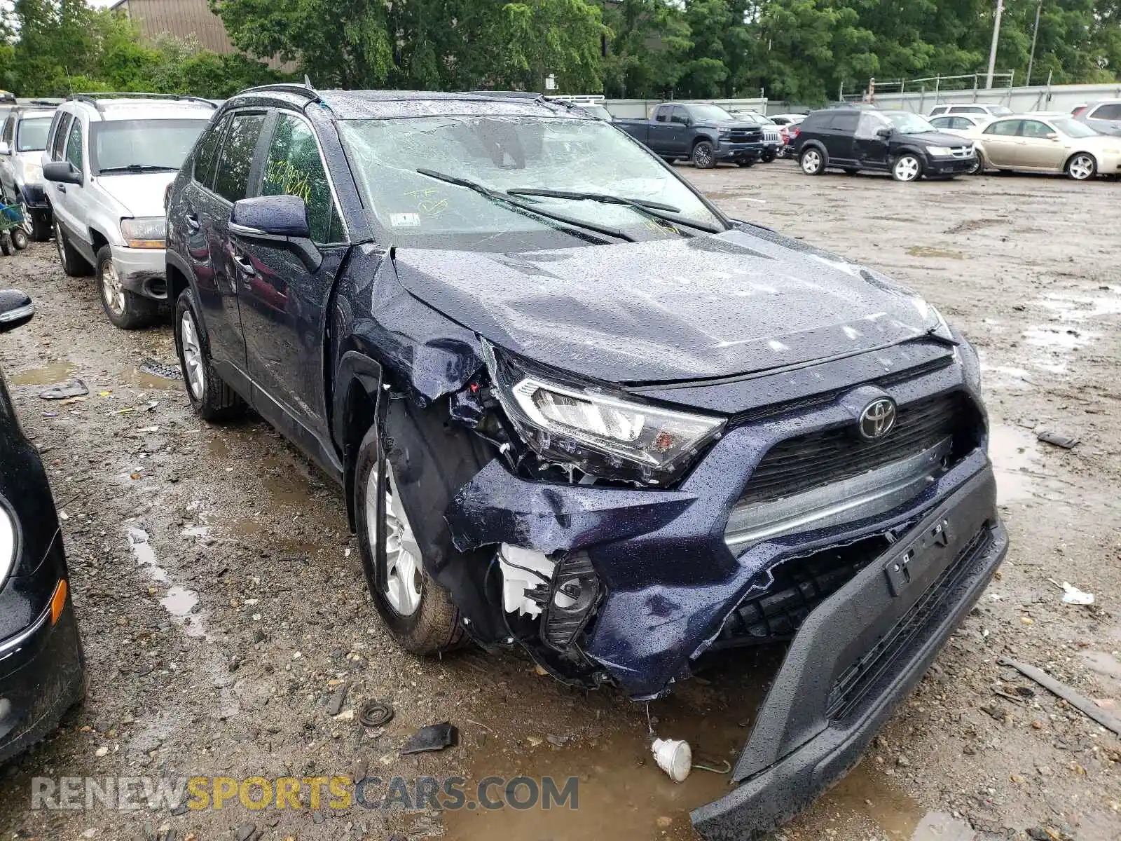 1 Photograph of a damaged car 2T3P1RFV4MW151296 TOYOTA RAV4 2021