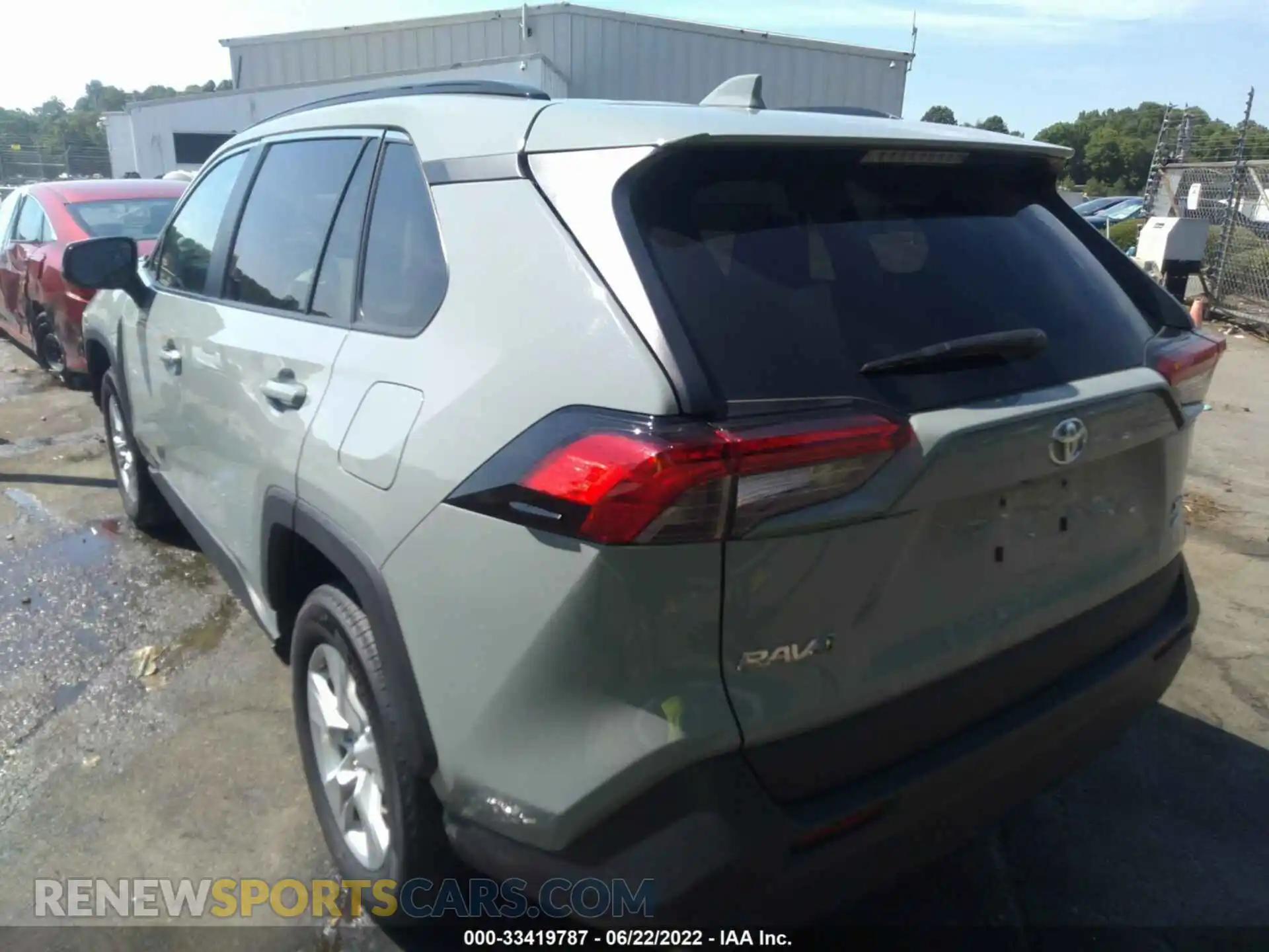 3 Photograph of a damaged car 2T3P1RFV4MW153629 TOYOTA RAV4 2021