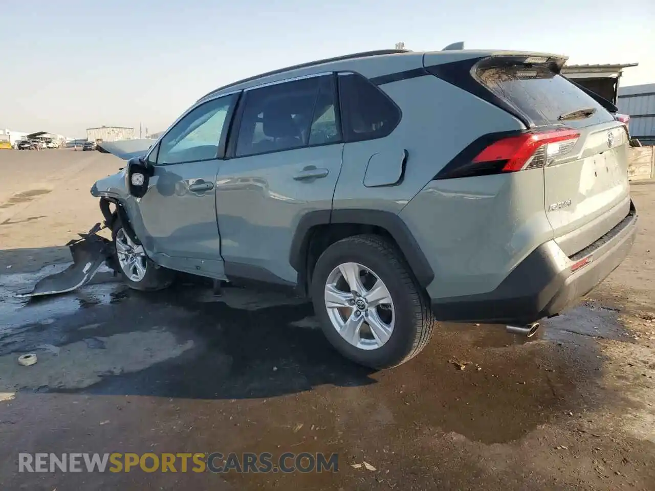 2 Photograph of a damaged car 2T3P1RFV4MW177798 TOYOTA RAV4 2021