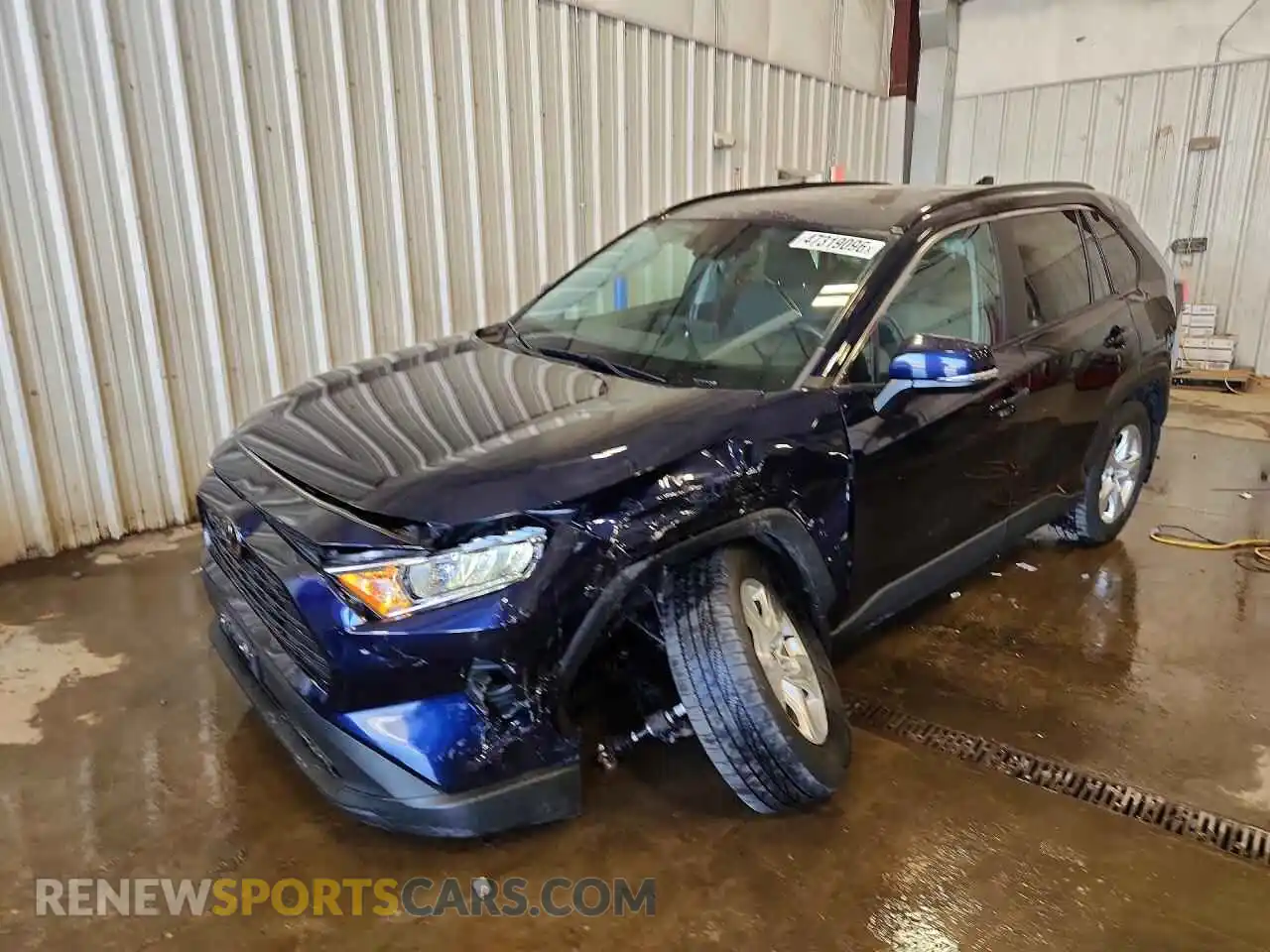 1 Photograph of a damaged car 2T3P1RFV4MW179969 TOYOTA RAV4 2021